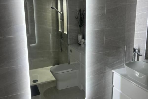 Photo of a modern bathroom that's been fitted in Southampton.